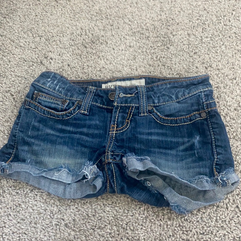 BKE denim shorts size 24